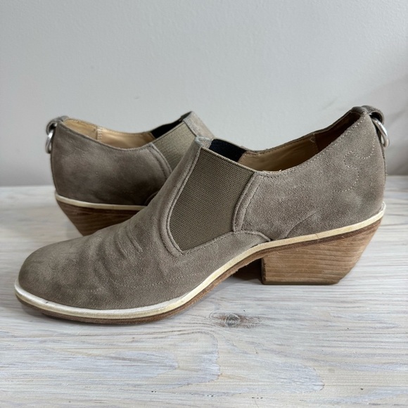 Rag & Bone Finlay Taupe Suede Western Pull-on Ankle Boots Wooden Heel Size 9.5 - Picture 13 of 16